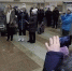 Песню для флешмоба на железнодорожном вокзале Ижевска выбрали с помощью лотереи - Сусанин