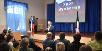 Депутаты «Единой России» провели для учеников Юкаменской средней общеобразовательной школы Урок мужества - Единая Россия