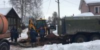 Аварийные работы на трубопроводе в Воткинске - ИА Удмуртия