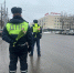 В Удмуртии автоинспекторы поздравили женщин с Международным женским днём - ГИБДД