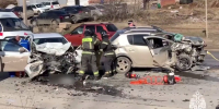 В Ижевске спасатели деблокировали пострадавших в ДТП на улице Союзной - Сусанин