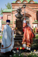 Бюст Александра Суворова установили в Александровском садике в Глазове