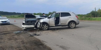 Двое детей с травмами попали в больницу после ДТП в Удмуртии - Комсомольская Правда