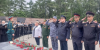В Удмуртии росгвардейцы приняли участие в акции «Свеча памяти» в память о погибших в годы Великой Отечественной войны - Росгвардия