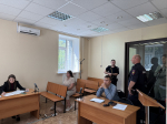 Избрана мера пресечения в виде заключения под стражу в отношении одного  из участников преступной группы, совершившей грабеж