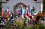 Воинские захоронения на Южном кладбище привели в порядок во время субботника