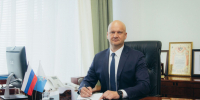 Поздравление депутата Госдумы России Олега Гарина с Днем народного единства и Днем государственности Удмуртии - Информационно-аналитическое управление г. Ижевск