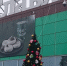 Первую новогоднюю елку установили в Ижевске - Комсомольская Правда