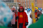 В новогодние праздники ижевчане сыграли в волейбол в варежках, хоккей на валенках и ӵужонбол