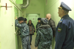 Условия содержания осужденных исправительной колонии № 12 проверили спецпрокурор Удмуртии и представители региональной Общественной наблюдательной комиссии