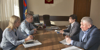 Уполномоченный по правам человека в Удмуртской Республике и начальник регионального УФСИН провели рабочую встречу - УФСИН России по УР