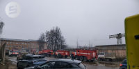 В Ижевске эвакуировали 13 человек из горящего цеха по производству деревянной упаковки - Сусанин