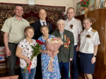 В преддверии 81-й годовщины Великой Победы сотрудники СО по Ленинскому району г. Ижевска поздравили ветерана Великой Отечественной войны Долганова Александра Григорьевича