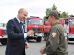 Председатель Правительства Удмуртии вручил пожарным ключи от 10 новых автоцистерн