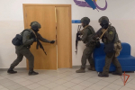Сотрудники Росгвардии приняли участие во Всероссийских учениях по безопасности на объектах образования Удмуртии (видео)
