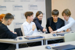 Школьники и студенты колледжей в Удмуртии могут пройти бесплатные курсы по программированию и ИИ